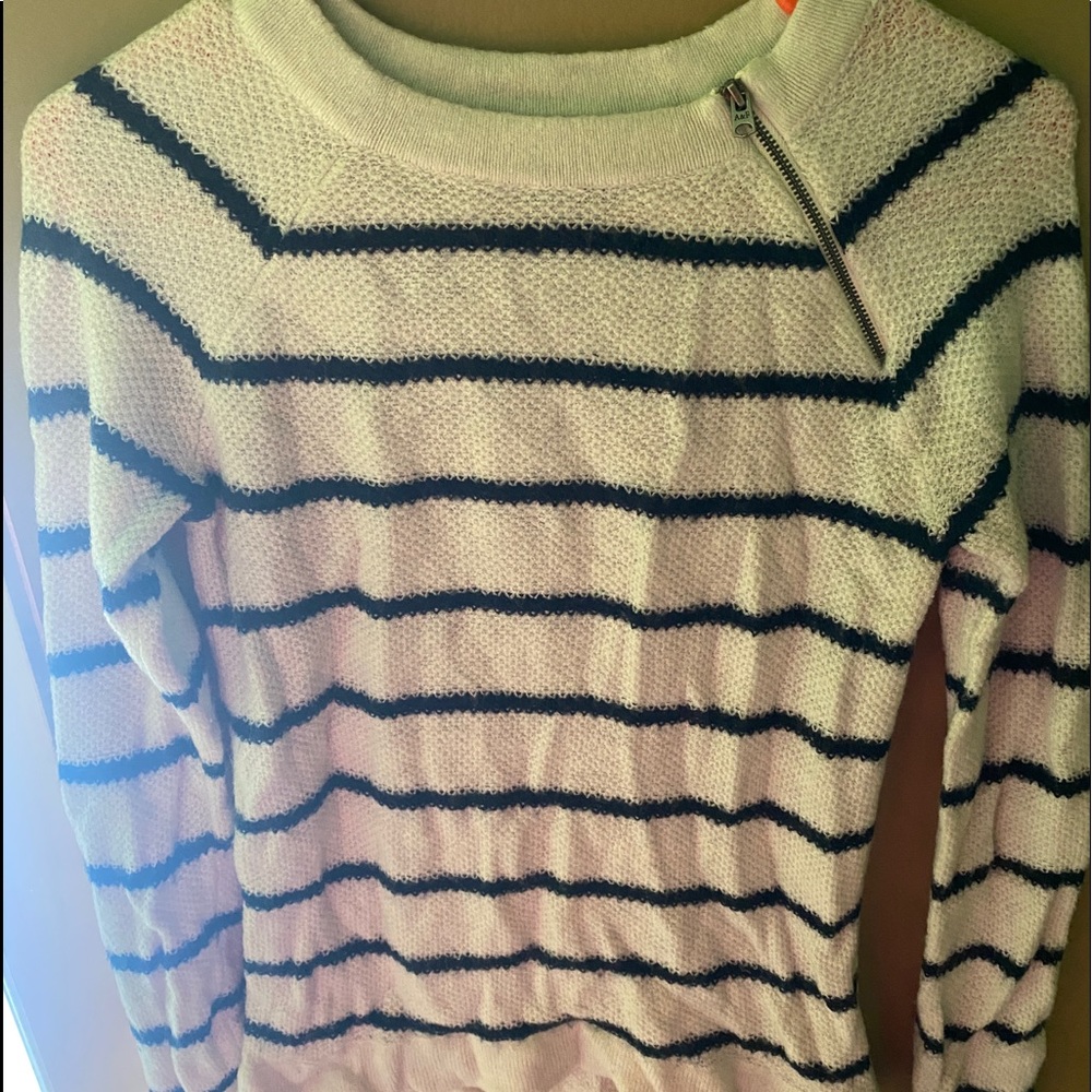 Abercrombie and Fitch sweater